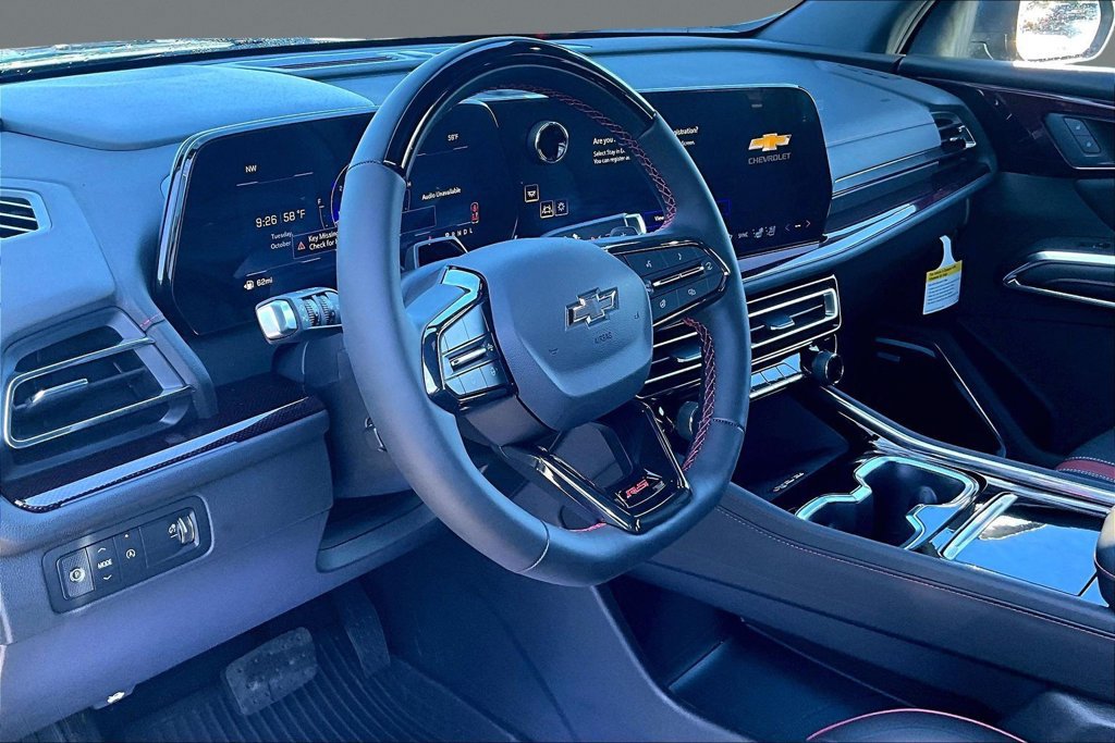 New 2027 Chevrolet Traverse RS w/ LPO, Floor Liner Package FWD image 7