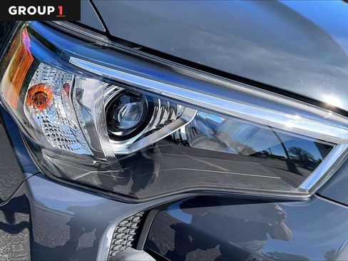 Used 2024 Toyota 4Runner SR5 Premium w/ Moonroof Package AWD/4WD image 27