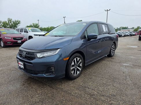 Used 2025 Honda Odyssey EX-L image 3