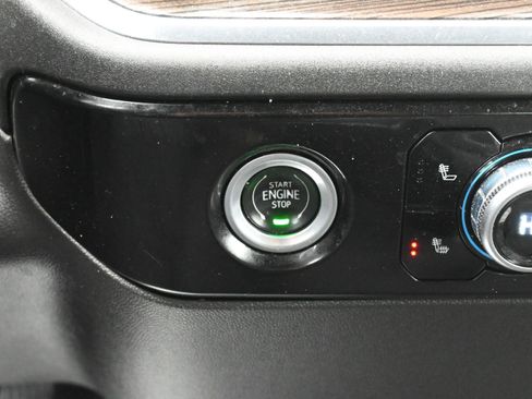 Used 2022 GMC Sierra 1500 Elevation image 38