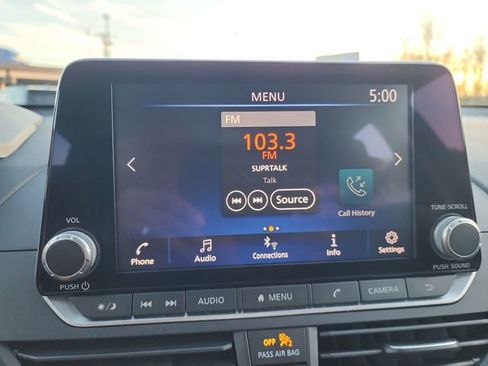 Used 2023 Nissan Altima 2.5 SV image 18