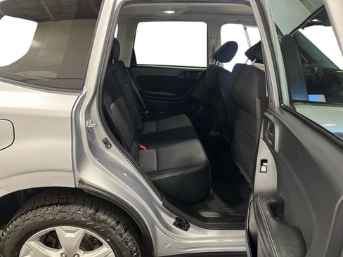 Used 2016 Subaru Forester 2.5i Premium AWD/4WD image 18