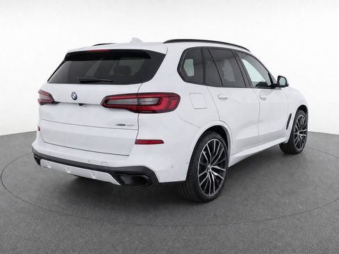 Used 2022 BMW X5 sDrive40i w/ M Sport Package RWD image 3