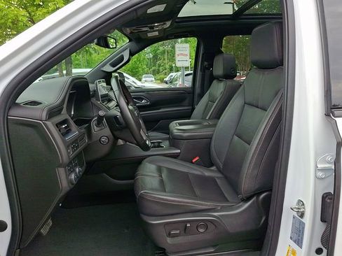 Used 2023 Chevrolet Tahoe RST w/ Luxury Package AWD/4WD image 11
