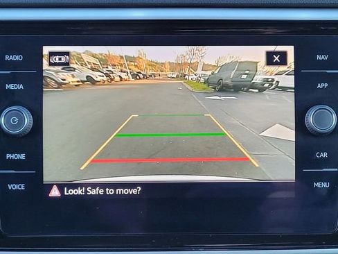 Used 2022 Volkswagen Atlas SEL Premium image 12