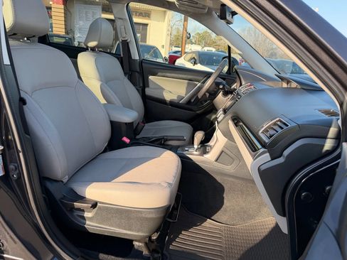 Used 2018 Subaru Forester 2.5i Limited image 22