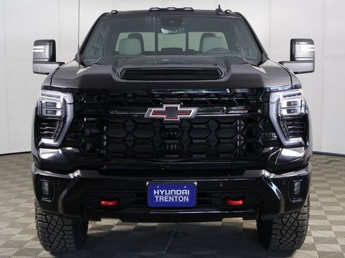 Used 2026 Chevrolet Silverado 2500 ZR2 w/ Snow Plow Prep/Camper Package AWD/4WD image 15