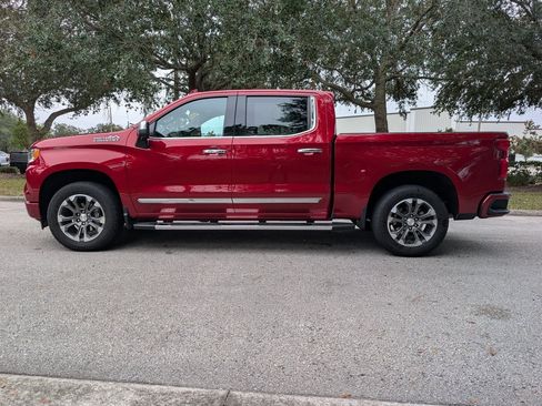 Used 2024 Chevrolet Silverado 1500 High Country w/ Z71 Off-Road Package image 5