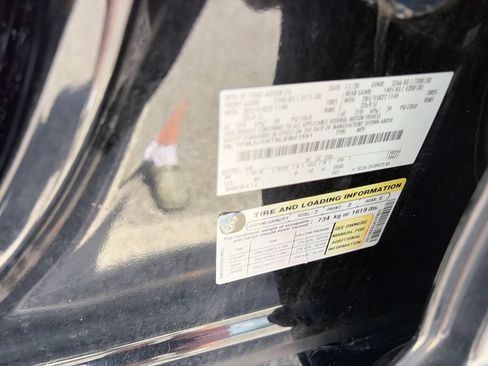 Used 2020 Chevrolet Equinox LT FWD image 29