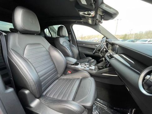 Used 2022 Alfa Romeo Stelvio Quadrifoglio w/ Active Assist Plus Package image 32