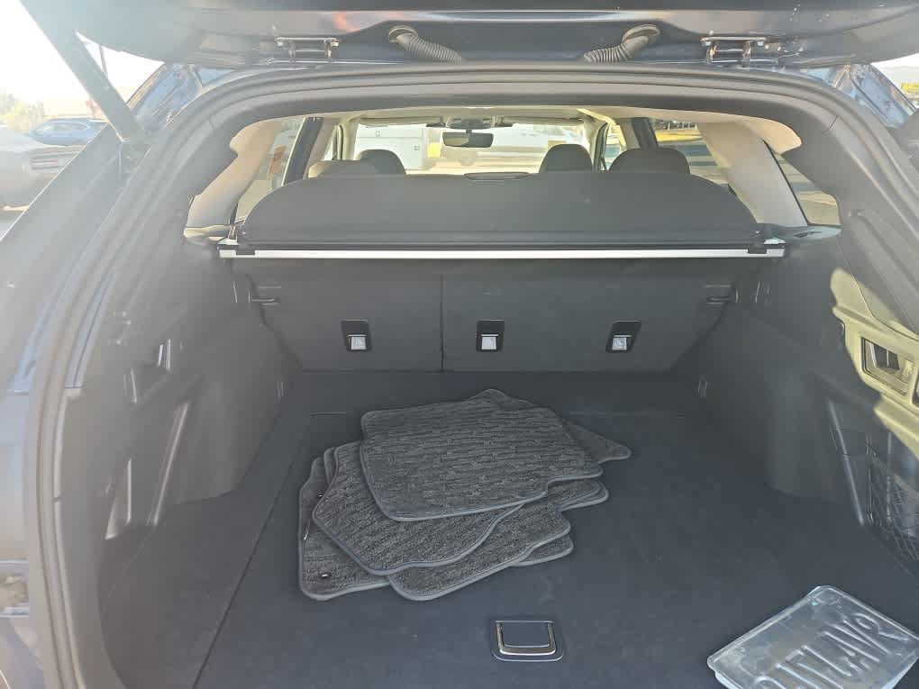 Used 2025 Subaru Outback Premium AWD/4WD image 8