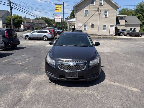 Used 2014 Chevrolet Cruze LT FWD image 3