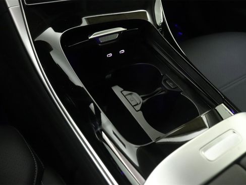 New 2025 Mercedes-Benz C 300 4MATIC Sedan image 7