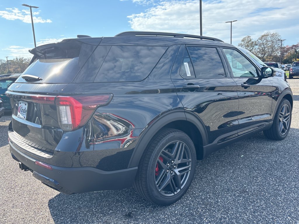 New 2027 Ford Explorer ST-Line w/ Premium Package AWD/4WD image 26