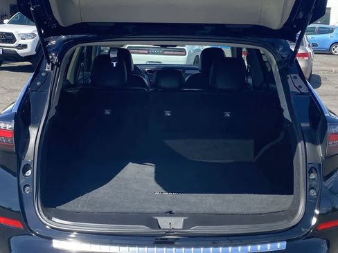 Used 2024 Nissan Murano SV FWD image 22