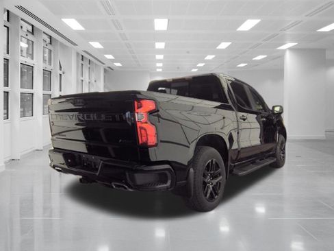 Used 2024 Chevrolet Silverado 1500 RST AWD/4WD image 4