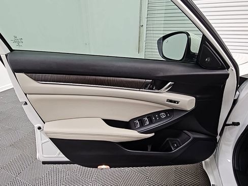 Used 2021 Honda Accord EX-L image 28