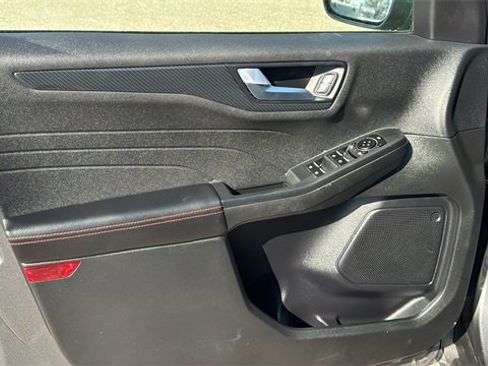Certified 2023 Ford Escape ST-Line Select image 9