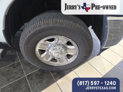 Used 2022 RAM 2500 Tradesman AWD/4WD image 4