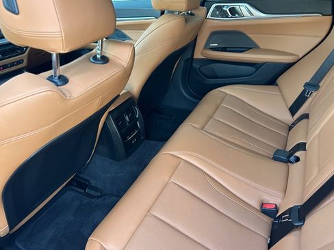 Used 2025 BMW i4 eDrive40 image 15