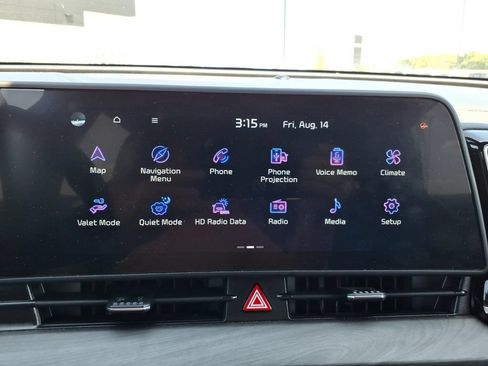 Certified 2025 Kia Sportage X-Line AWD/4WD image 19