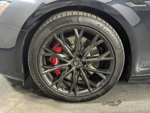 Used 2022 Maserati Ghibli Modena Q4 image 10