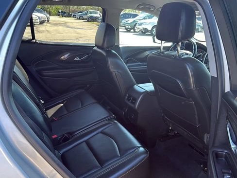 Used 2019 GMC Terrain SLT AWD/4WD image 16