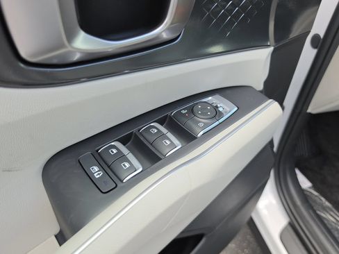 New 2026 Kia Sorento S FWD image 19