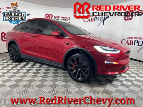 Used 2022 Tesla Model X Plaid image 1