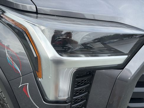 Used 2024 Toyota Tundra SR5 w/ SR5 Convenience Package AWD/4WD image 26