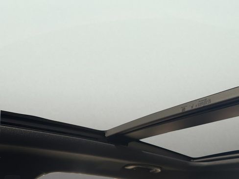 New 2026 Mercedes-Benz GLC 43 AMG 4MATIC image 18