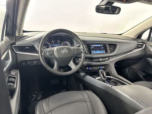 Used 2018 Buick Enclave Essence AWD/4WD image 26