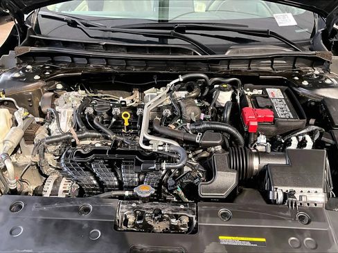 Certified 2024 Nissan Altima 2.5 SV image 31