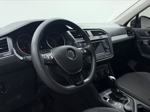 Used 2020 Volkswagen Tiguan S w/ 3rd Row Seat Package AWD/4WD image 22