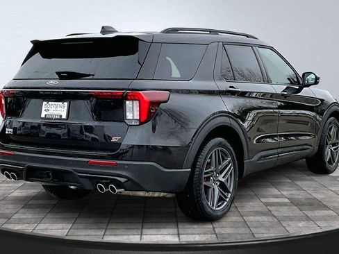 New 2026 Ford Explorer ST w/ Sun And Sound Package image 5