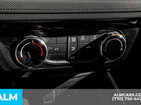 Used 2025 Chevrolet TrailBlazer LT image 44