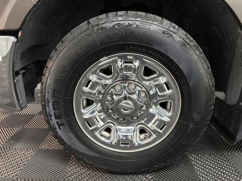 Used 2015 Nissan NV 3500 SL w/ Technology Package image 34