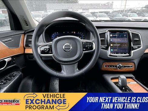 Used 2024 Volvo XC90 B5 Plus AWD/4WD image 5