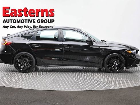 Used 2022 Honda Civic Sport image 4