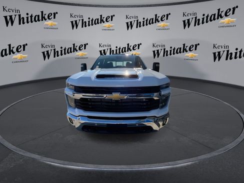 Used 2026 Chevrolet Silverado 3500 LT w/ All Star Edition AWD/4WD image 3