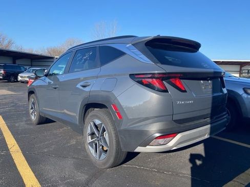 Used 2025 Hyundai Tucson SEL image 12