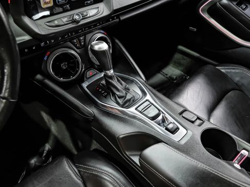 Used 2016 Chevrolet Camaro SS RWD image 25