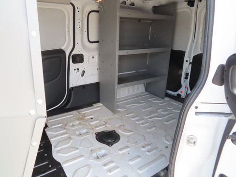 Used 2022 RAM ProMaster City Tradesman image 9