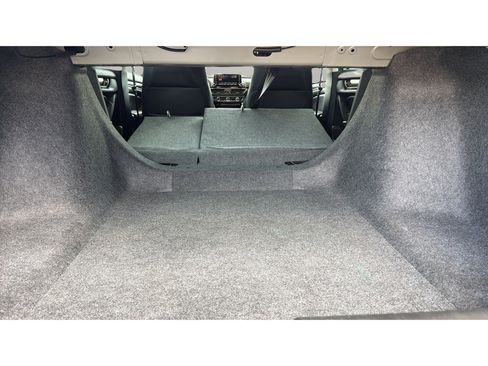 Used 2018 Honda Accord Touring image 11