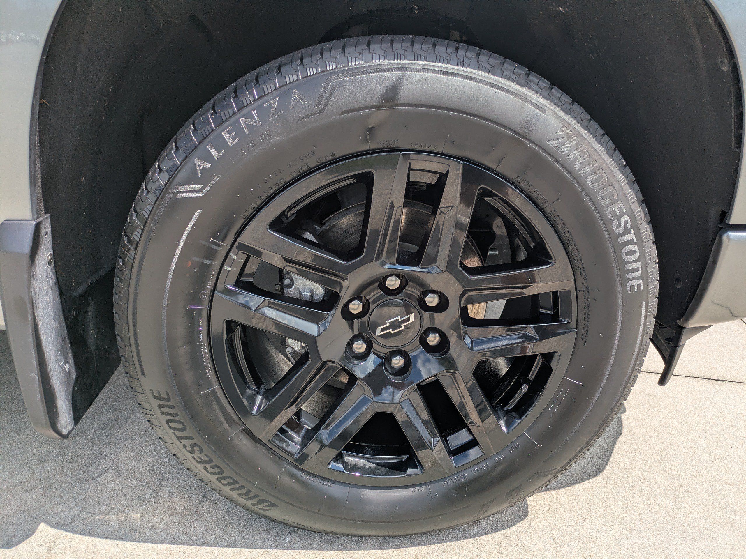 Used 2025 Chevrolet Silverado 1500 Custom RWD image 9