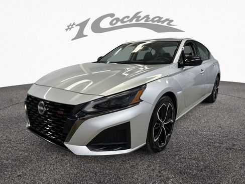 Used 2023 Nissan Altima 2.5 SR image 31