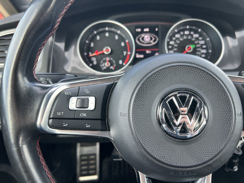 Used 2017 Volkswagen GTI Autobahn image 29