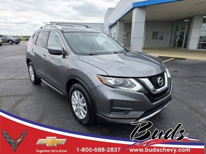 Used 2017 Nissan Rogue SV