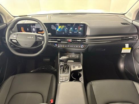New 2026 Kia Sportage EX FWD image 40