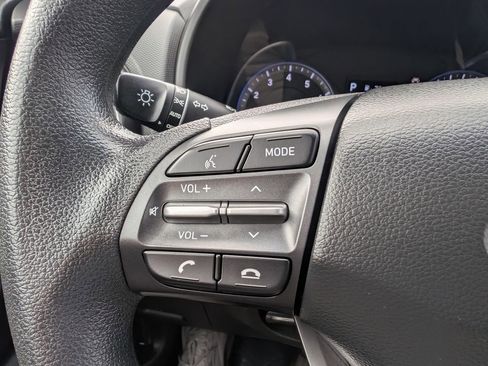 Used 2021 Hyundai Kona SE w/ Cargo Package image 23